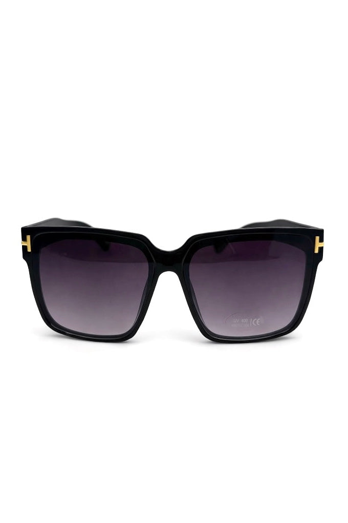 Oversized T Black Sunglasses