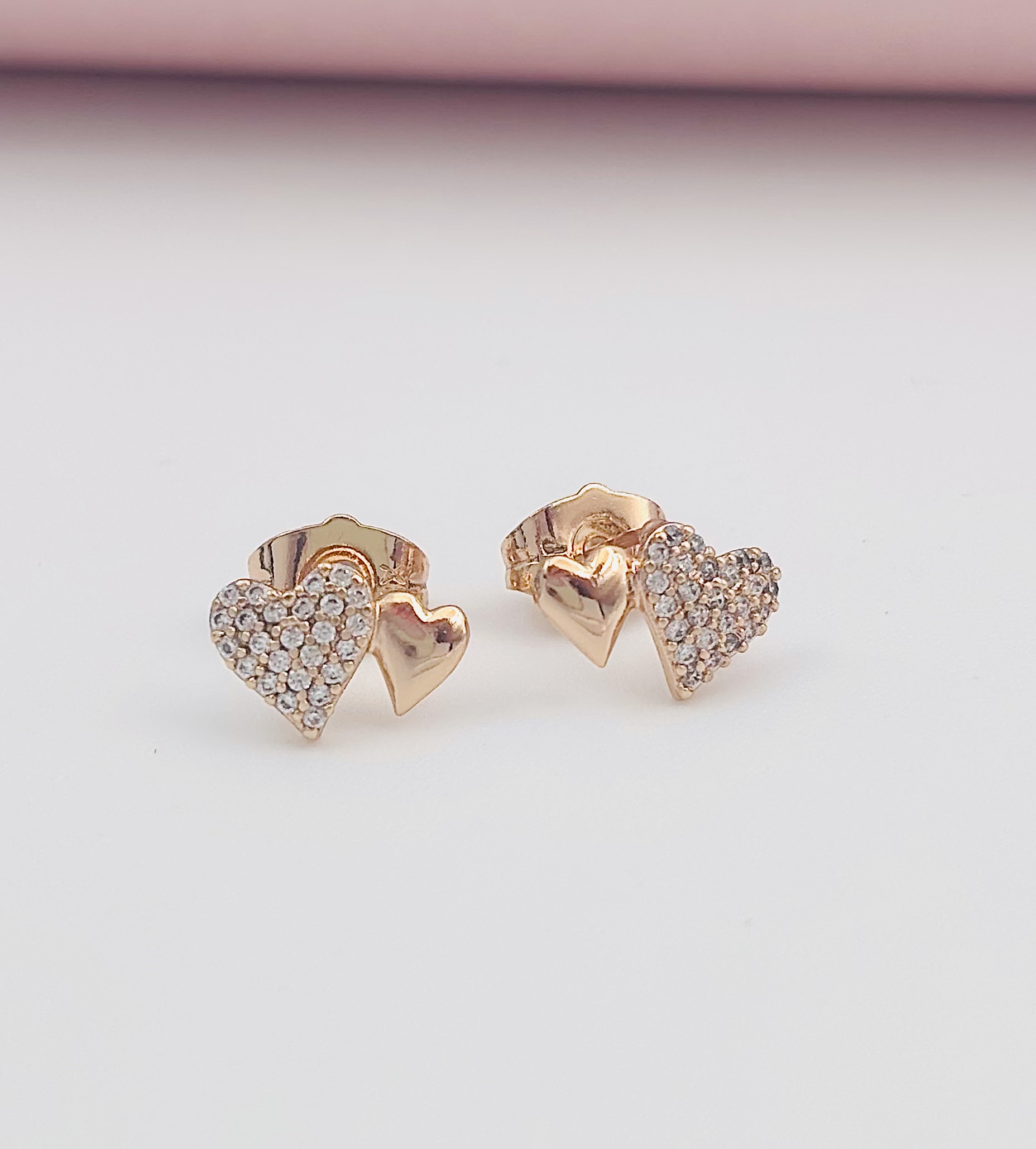 18k gold double heart stud earrings